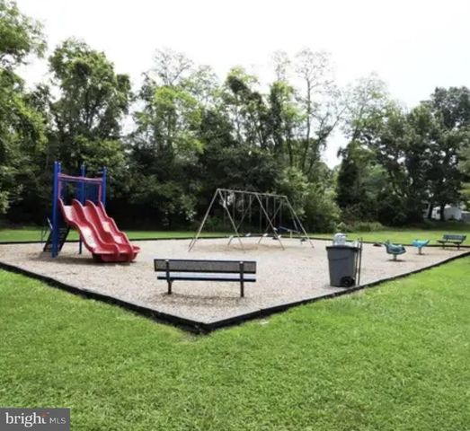 309 BERTS DR, Lothian, MD 20711