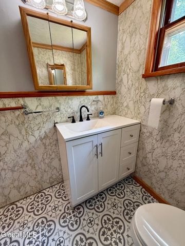 34 Mallory Avenue, Queensbury, NY 12804