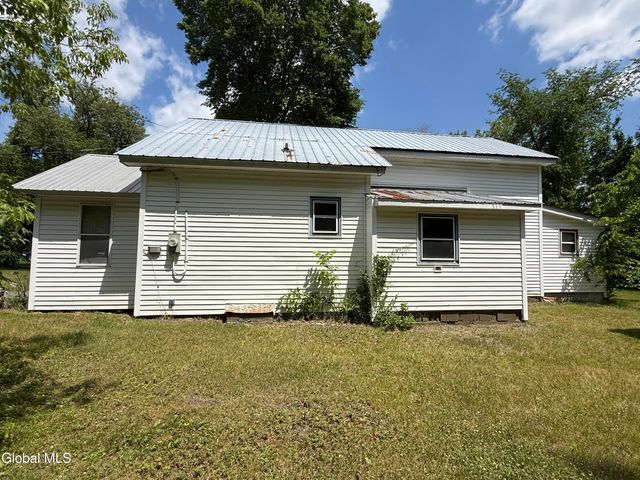 34 Mallory Avenue, Queensbury, NY 12804