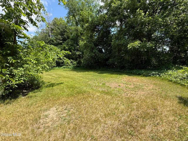 34 Mallory Avenue, Queensbury, NY 12804