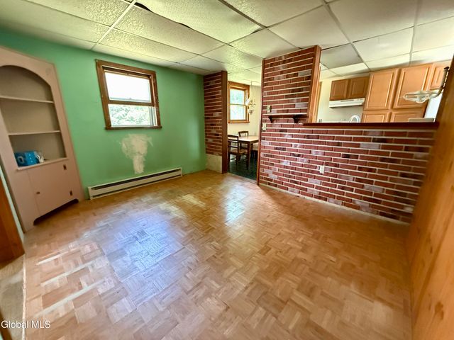 34 Mallory Avenue, Queensbury, NY 12804