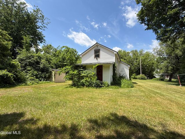 34 Mallory Avenue, Queensbury, NY 12804