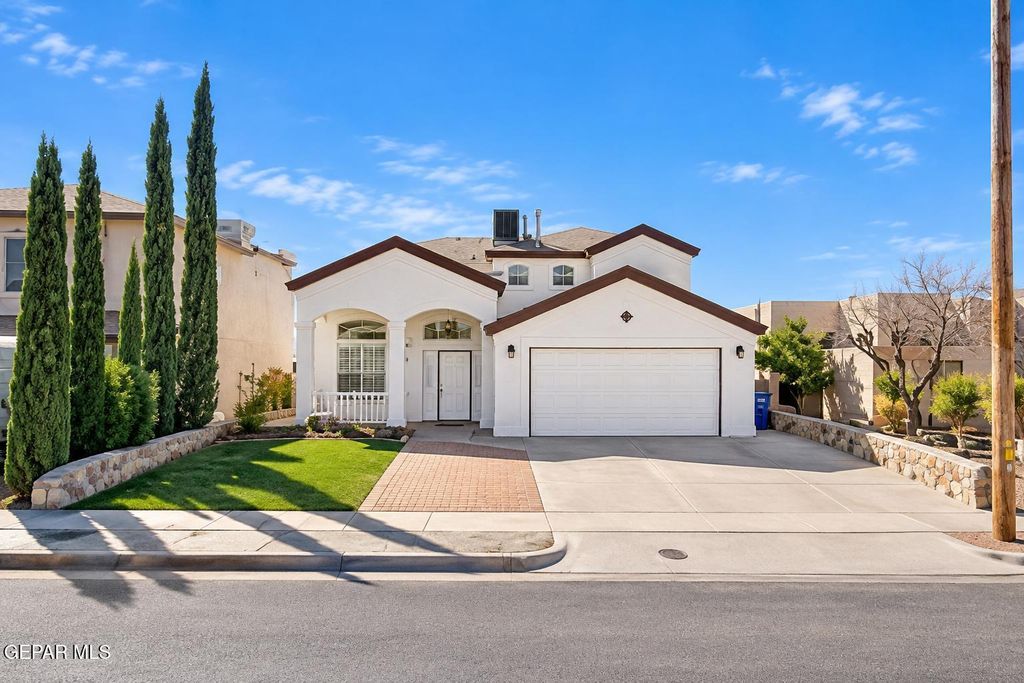 7328 CORONA DEL SOL Drive, El Paso, TX 79911