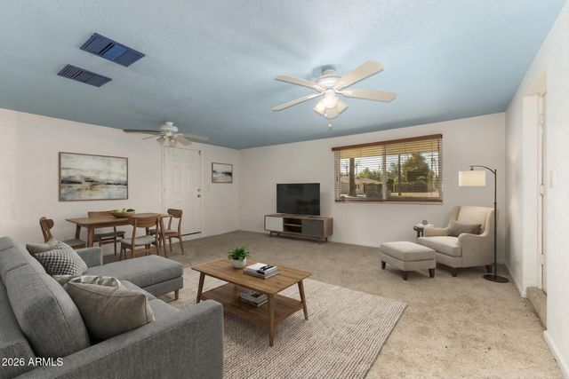 8115 N 11TH Avenue, Phoenix, AZ 85021