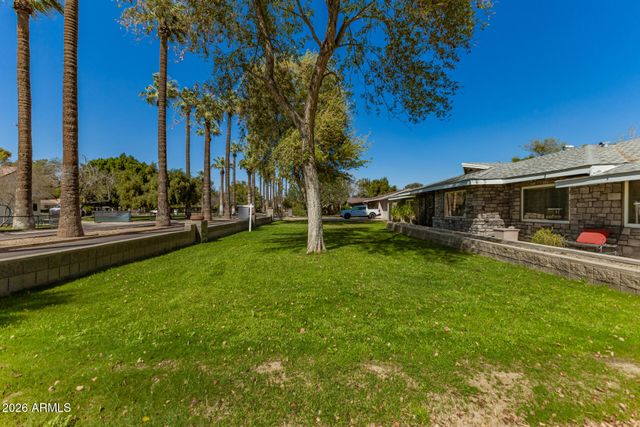 8115 N 11TH Avenue, Phoenix, AZ 85021