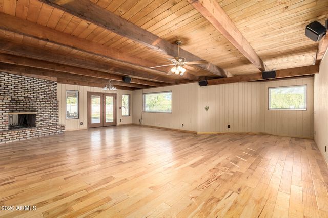8115 N 11TH Avenue, Phoenix, AZ 85021