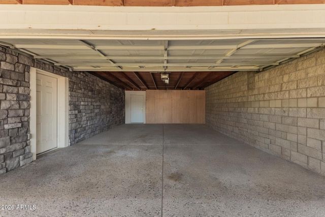 8115 N 11TH Avenue, Phoenix, AZ 85021