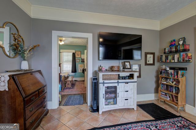 219 Etowah Drive, Cartersville, GA 30120
