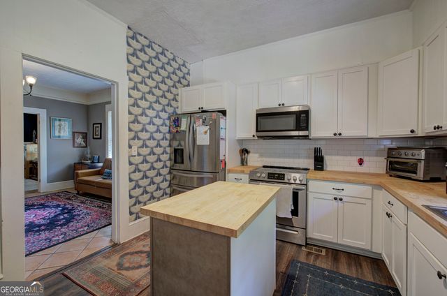219 Etowah Drive, Cartersville, GA 30120