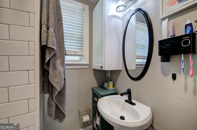 219 Etowah Drive, Cartersville, GA 30120