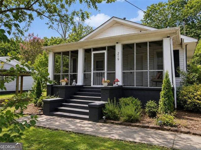 219 Etowah Drive, Cartersville, GA 30120
