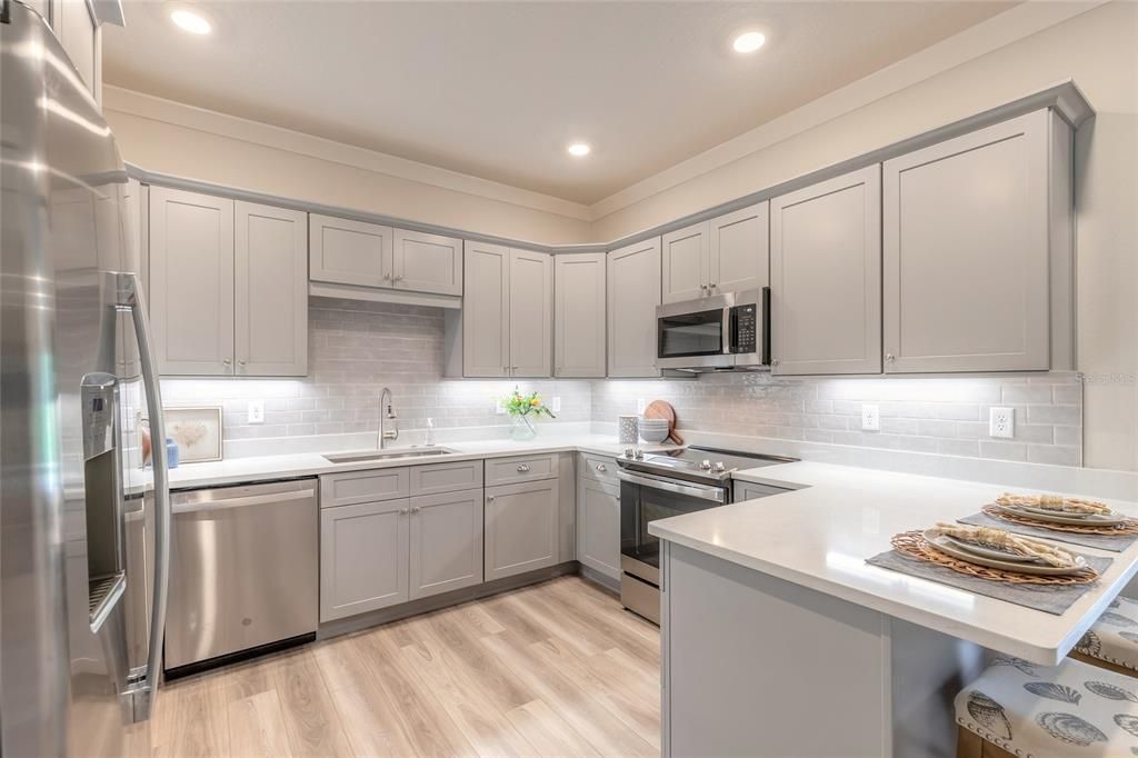 Image 5 of property listing at 3054 ISLES WAY, New Smyrna Beach, FL 32168
