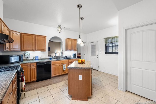 12006 Bobbi Way, San Antonio, TX 78245
