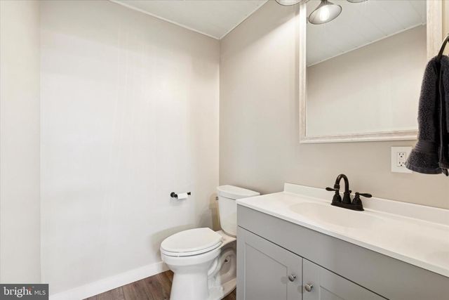 48 CHRISTI DR, Barto, PA 19504