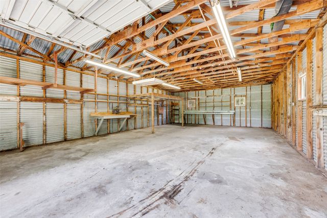 204 Sloan Street, Whitesboro, TX 76273