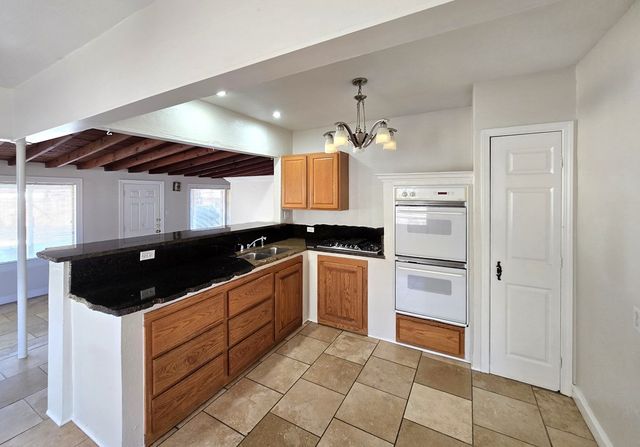 504 Holmsley, Midland, TX 79701