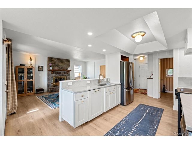 755 Old Stone Dr, Highlands Ranch, CO 80126