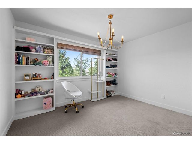 755 Old Stone Dr, Highlands Ranch, CO 80126