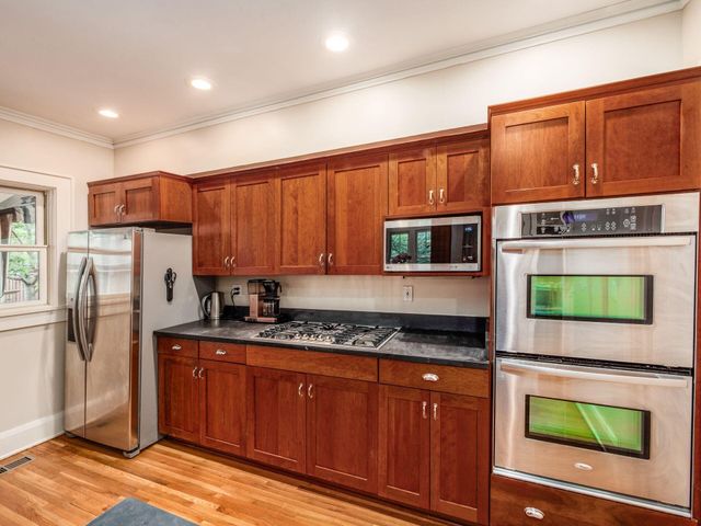1635 Cambridge Boulevard, Upper Arlington, OH 43212
