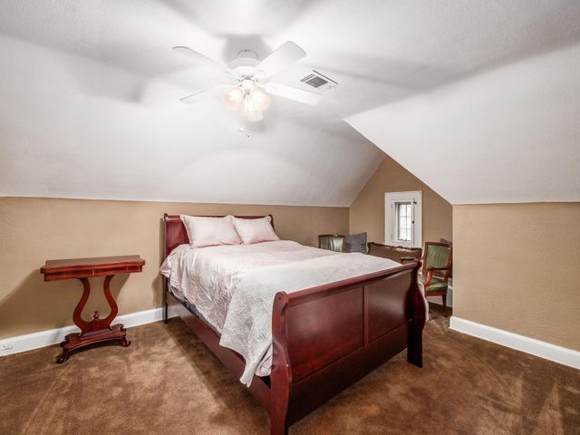 1635 Cambridge Boulevard, Upper Arlington, OH 43212