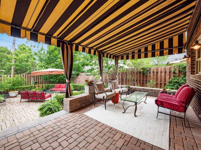 1635 Cambridge Boulevard, Upper Arlington, OH 43212