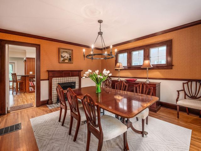 1635 Cambridge Boulevard, Upper Arlington, OH 43212