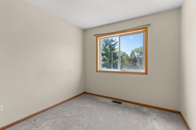 2756 Cutters Grove Circle, Anoka, MN 55303