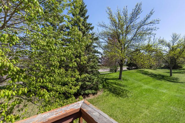 2756 Cutters Grove Circle, Anoka, MN 55303