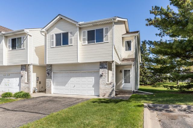 2756 Cutters Grove Circle, Anoka, MN 55303