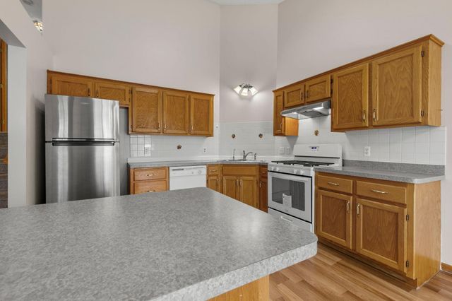 2756 Cutters Grove Circle, Anoka, MN 55303