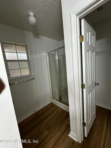 1305 HAWKS CREST Drive, Middleburg, FL 32068