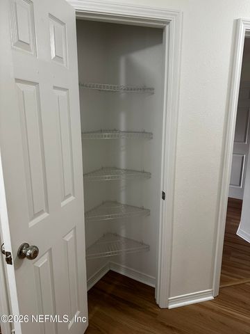 1305 HAWKS CREST Drive, Middleburg, FL 32068