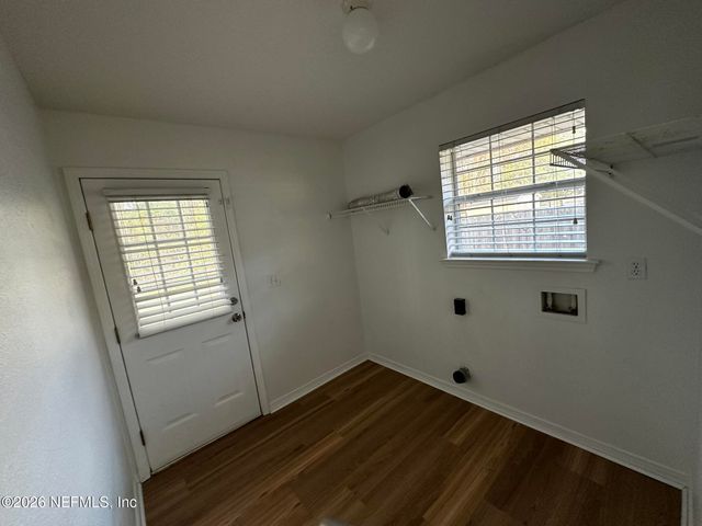 1305 HAWKS CREST Drive, Middleburg, FL 32068