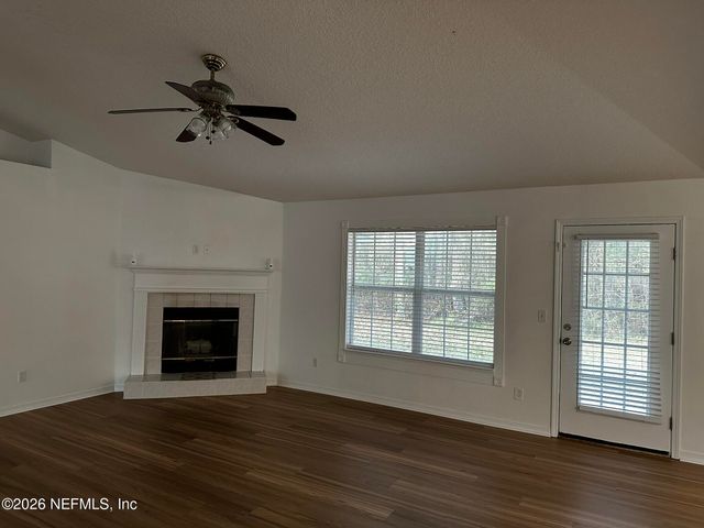 1305 HAWKS CREST Drive, Middleburg, FL 32068