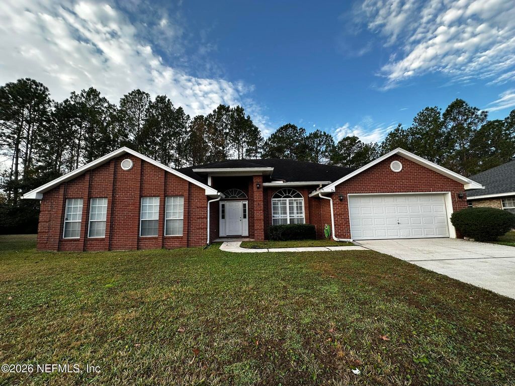 1305 HAWKS CREST Drive, Middleburg, FL 32068