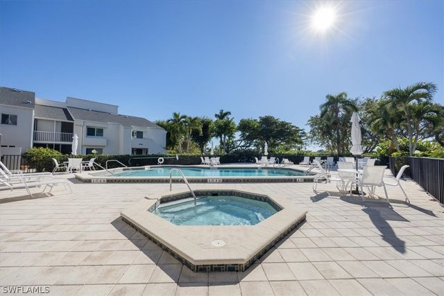 3036 Kings Lake BLVD 7564, Naples, FL 34112