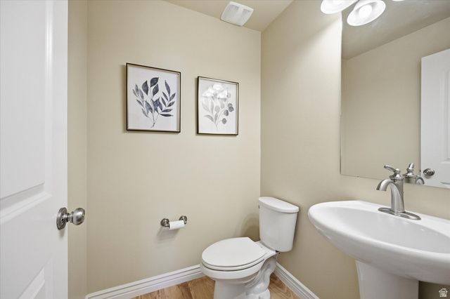 10708 S OZARKS DR, South Jordan, UT 84009