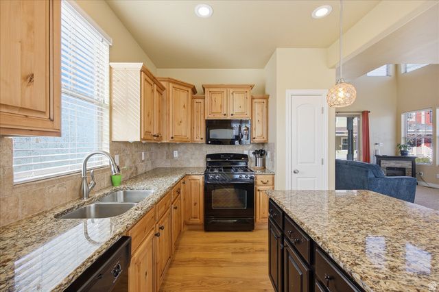 10708 S OZARKS DR, South Jordan, UT 84009