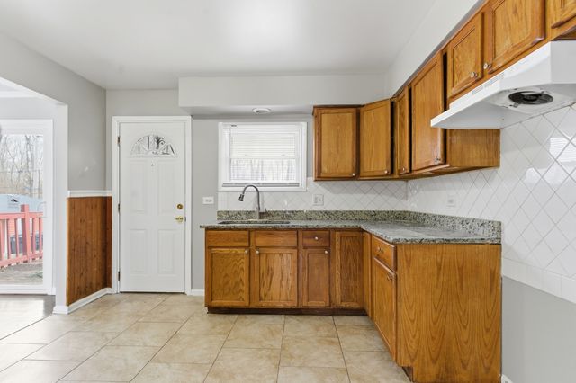 15217 WATERMAN Drive, South Holland, IL 60473