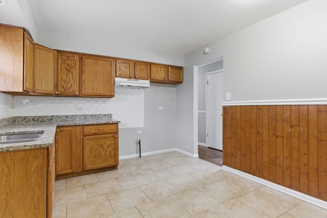 15217 WATERMAN Drive, South Holland, IL 60473