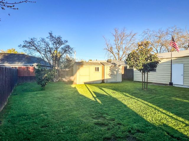 2029 Verano St, Sacramento, CA 95838