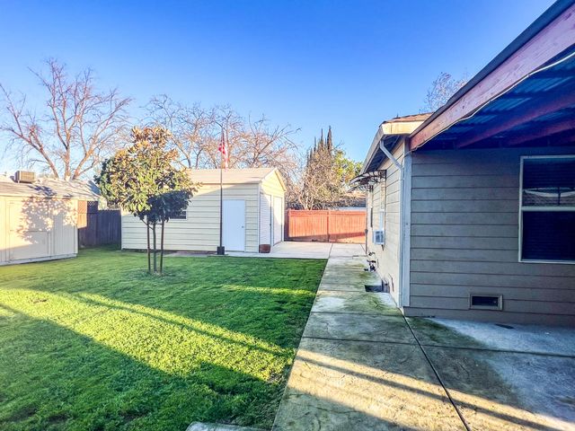 2029 Verano St, Sacramento, CA 95838