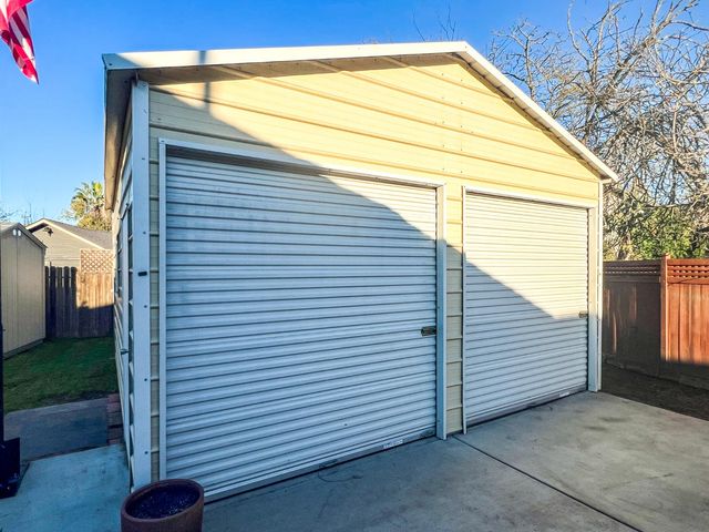 2029 Verano St, Sacramento, CA 95838