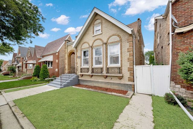 6635 S Karlov Avenue, Chicago, IL 60629