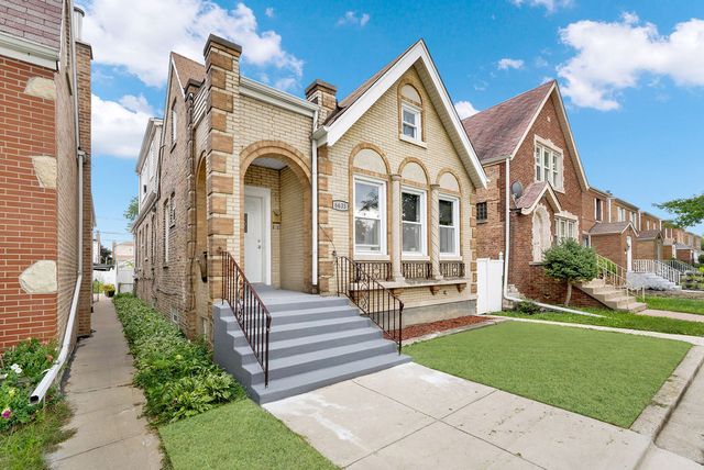 6635 S Karlov Avenue, Chicago, IL 60629