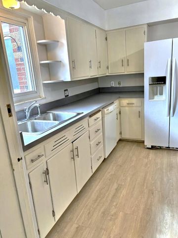 4033 Hillandale, 4 or D, Ottawa Hills, OH 43606