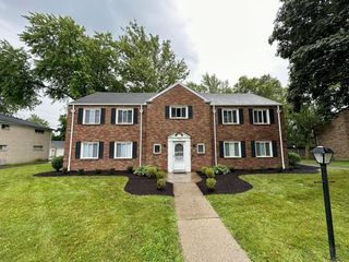 4033 Hillandale, 4 or D, Ottawa Hills, OH 43606