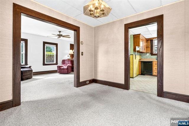 9 Long Avenue, Mahwah, NJ 07430