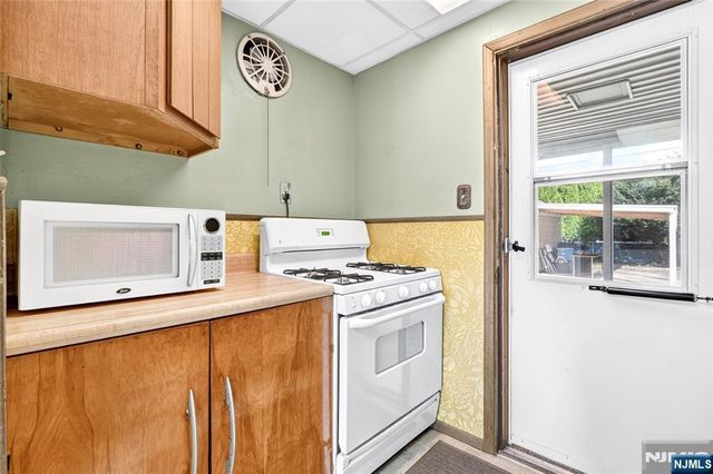9 Long Avenue, Mahwah, NJ 07430