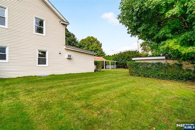 9 Long Avenue, Mahwah, NJ 07430